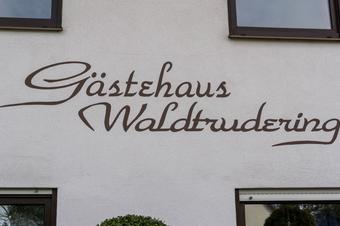 Gästehaus Waldtrudering - Aussenansicht