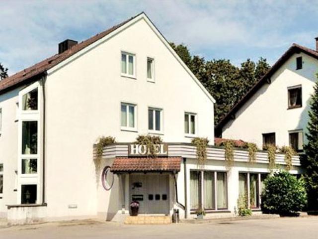 Hotel Restaurant Landsberger Hof - Exteriör