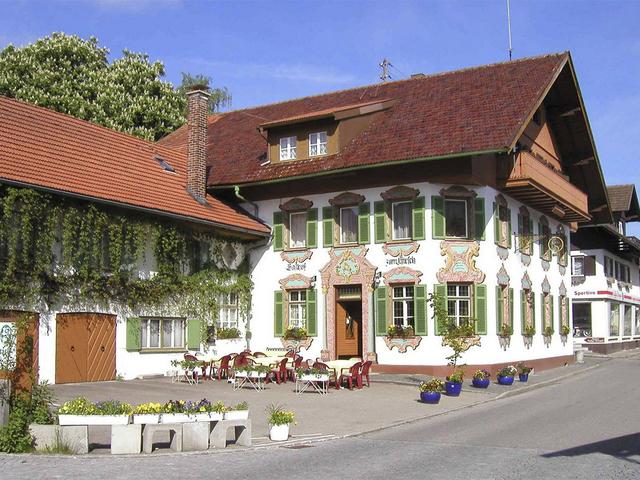 Gasthof Zum Hirsch -329 Jahre Tradition- - Vista externa