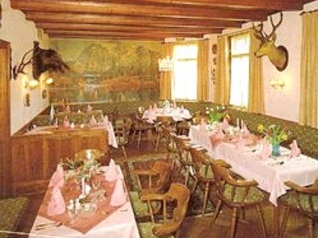 Gasthof Zum Hirsch -329 Jahre Tradition- - 餐廳
